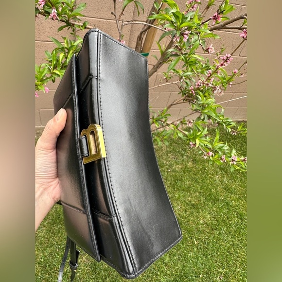 Balenciaga Hourglass Handbag Small in black shiny box calfskin, pre owned - Picture 2 of 9
